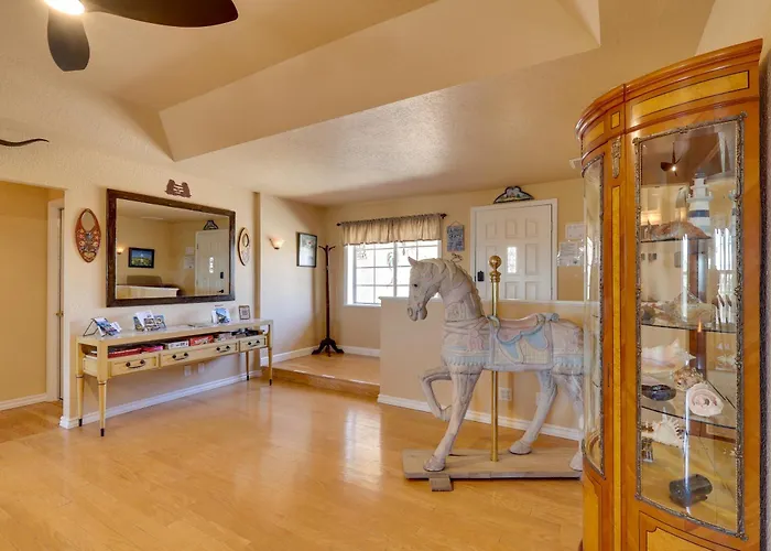 Furnished Patio, Grill & Views: Havasu Holiday home