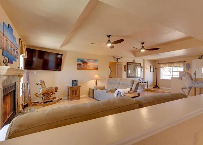 Furnished Patio, Grill & Views: Havasu Holiday home *
