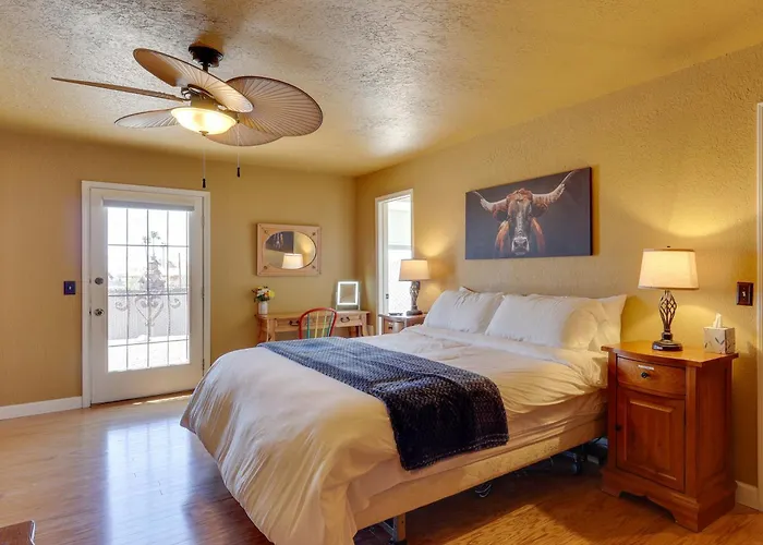 Holiday home Furnished Patio, Grill & Views: Havasu *